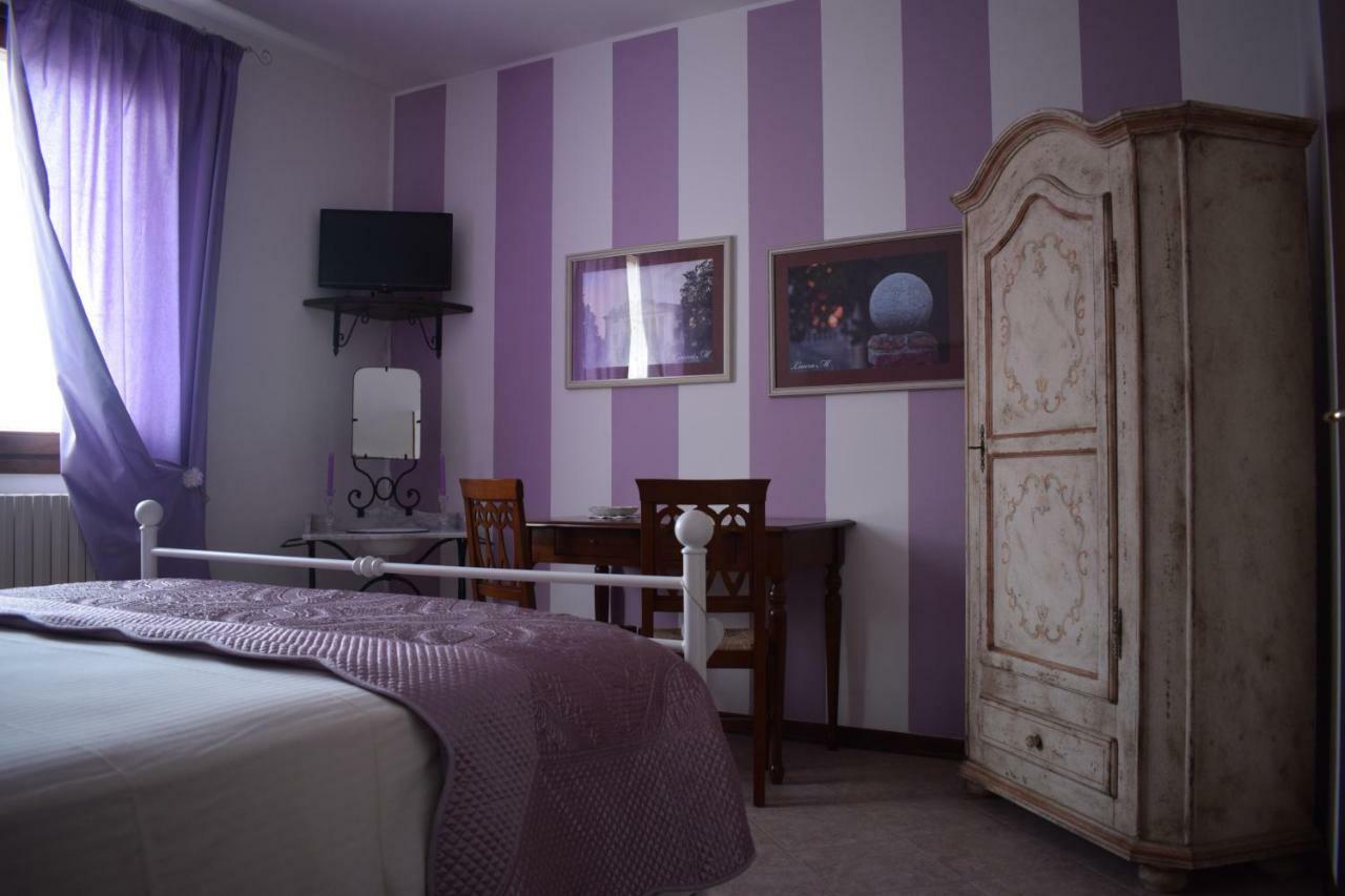 مبيت وإفطار أُكْيوبيلّو A Casa Di Laura المظهر الخارجي الصورة